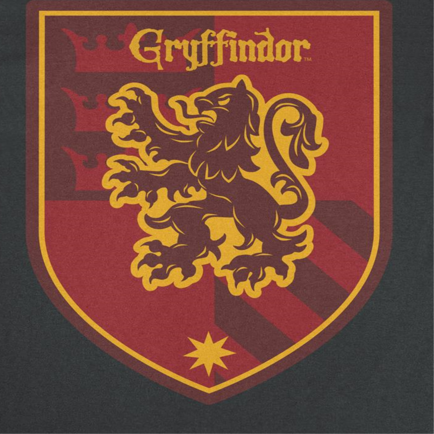Harry Potter Griffindor Emblem Black T-Shirt by HandyShopping4U2