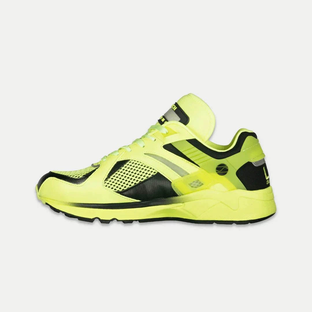 LA Gear Men's Catapult Light-Up x Glow Lowtop | Neon Yellow x Black by HandyShopping4U2
