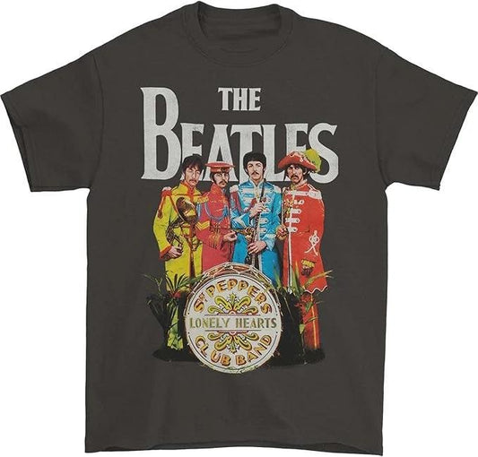 Black t-shirt with The Beatles graphic and 'Sgt. Pepper's Lonely Hearts Club Band' text.